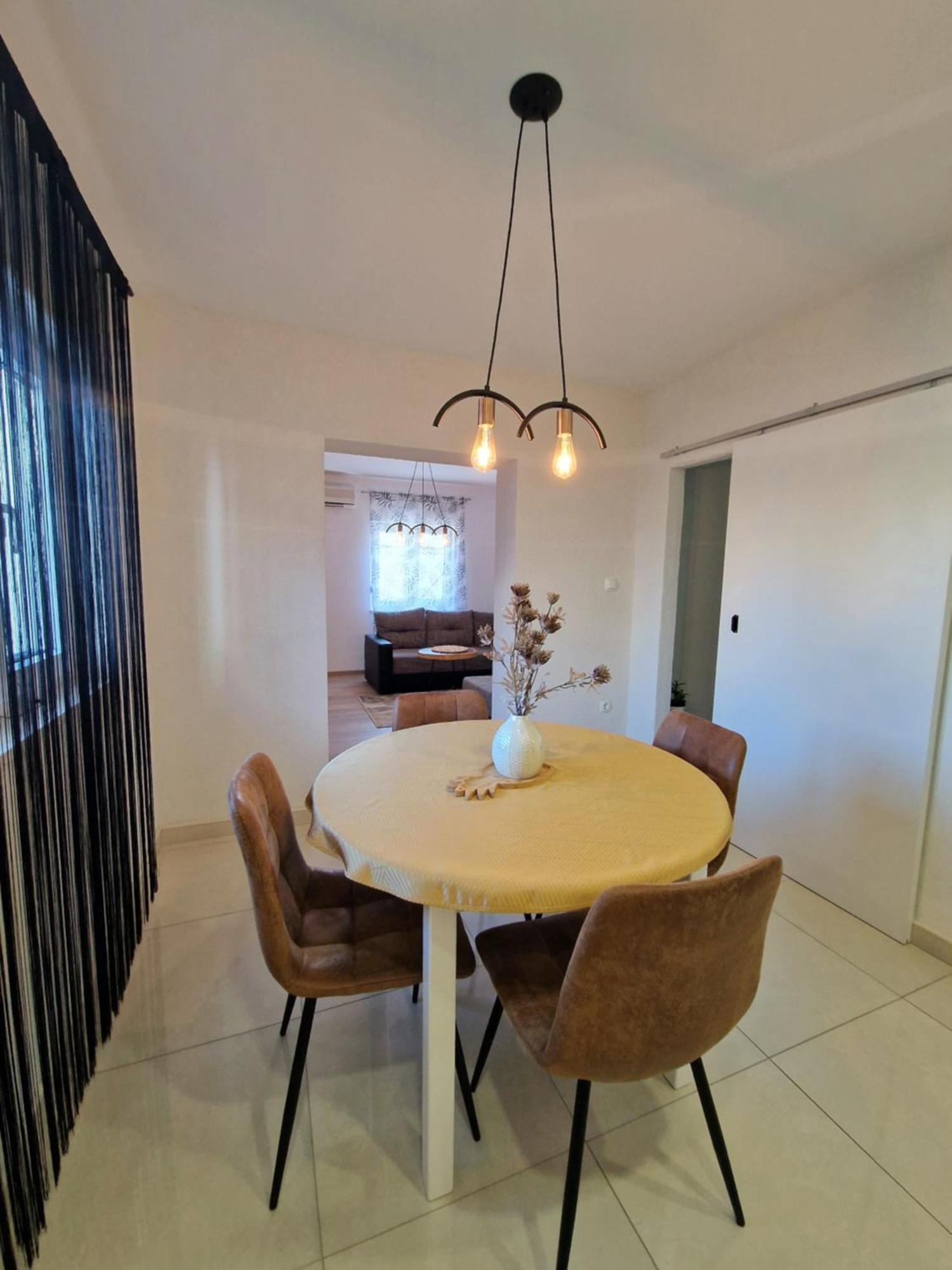 2 Bedroom Apartment Ljubica Sinj Extérieur photo